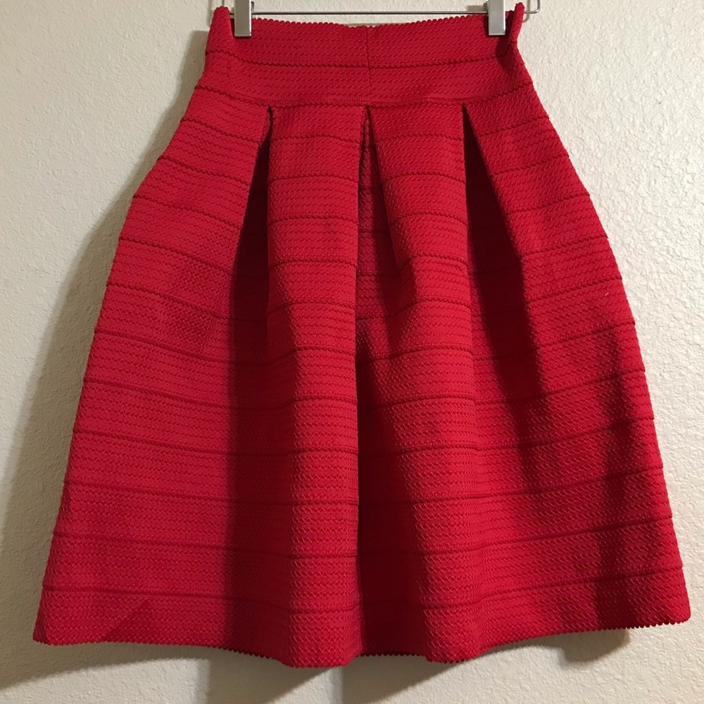 New York & Company Red Bell Skirt Sz XS